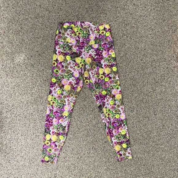 lululemon athletica Pants - Lululemon wunder under 28” tight